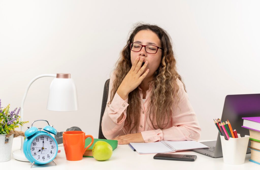 signs of sleep deprivation in teenagers