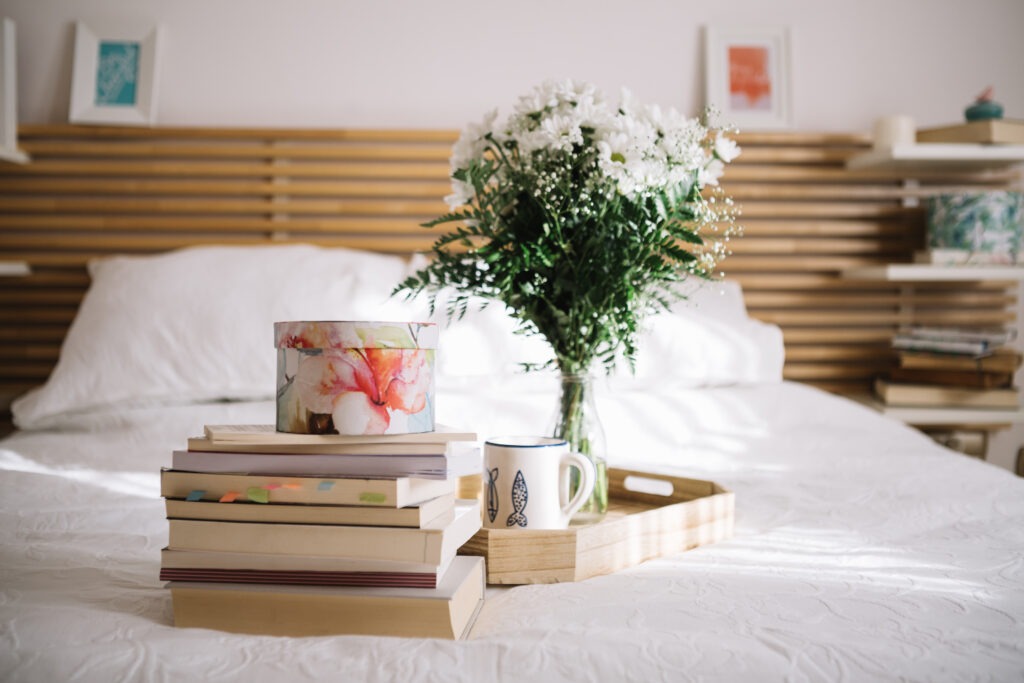 best bedtime books for adults with insomnia